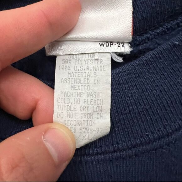 Vintage Disney Micky Mouse Crew Sweatshirt Men's L - Picture 6 of 7